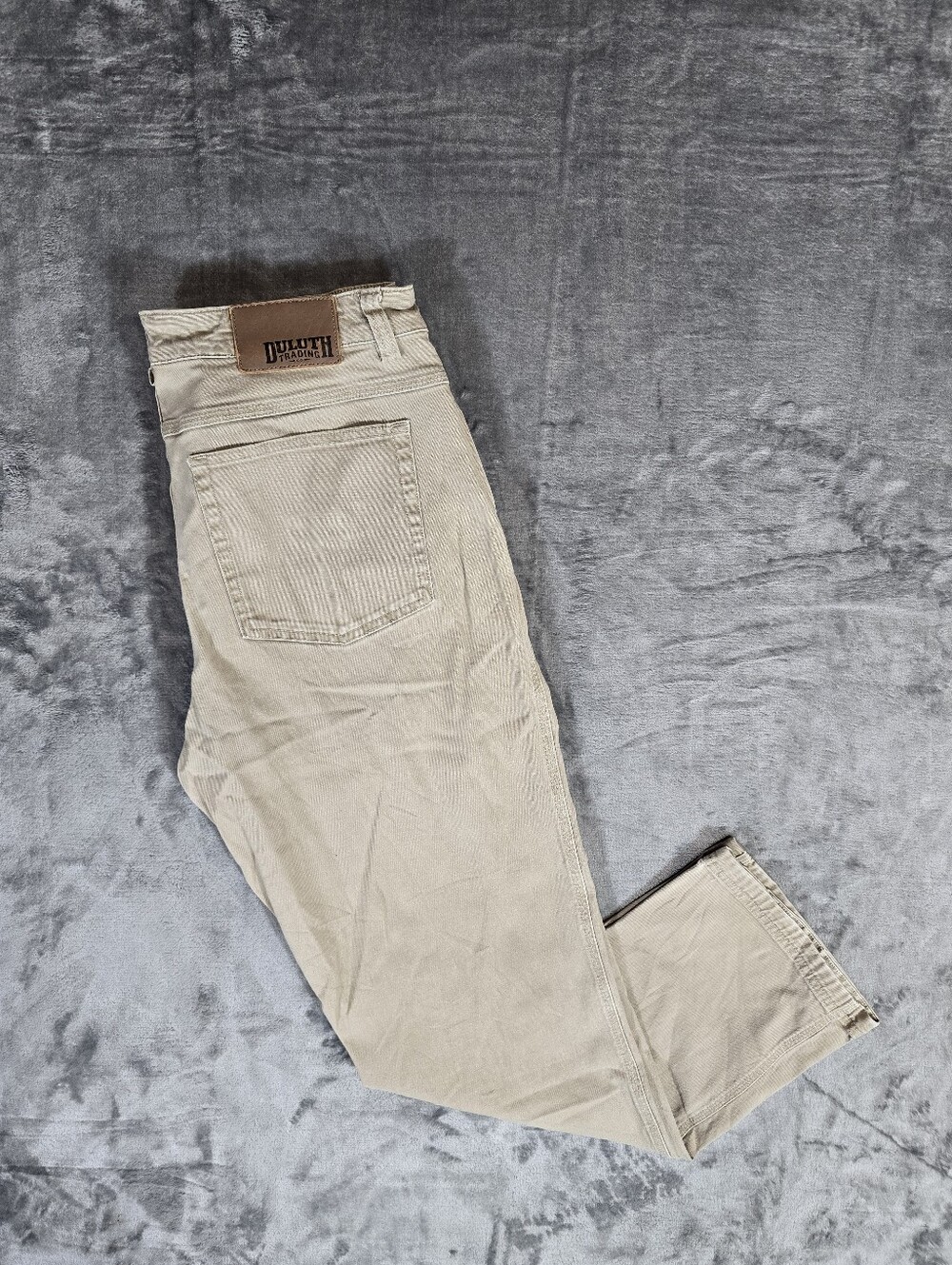 Duluth Trading Co Flex Fire Hose Chino Khaki Pants Size 34x32 Fits 32x30 Relaxed